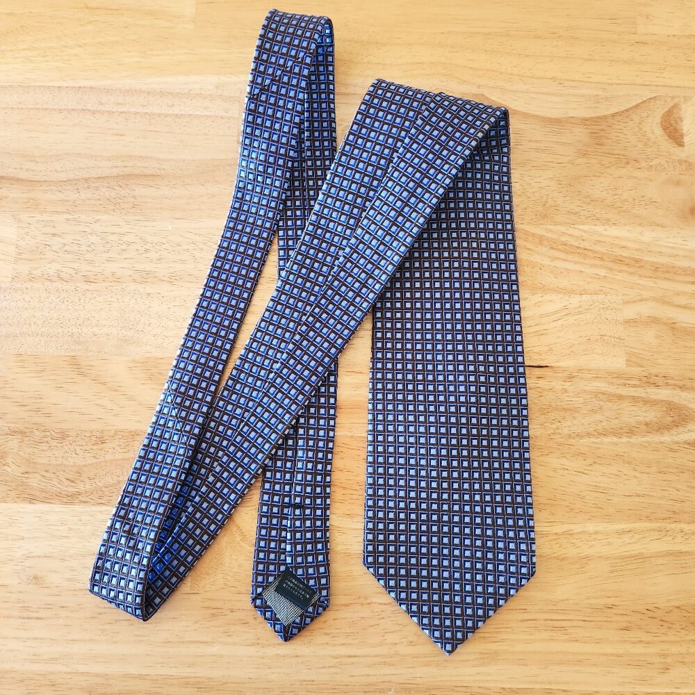 TAKEO KIKUCHI Neck Wear Made in Japan 100% Silk Neck Tie Geomatric Blue 3.5"x58"
